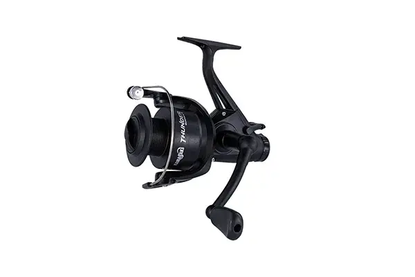 KAMASAKI THUNDER RUNNER 6000 nyeletőfékes orsó Aanbieding