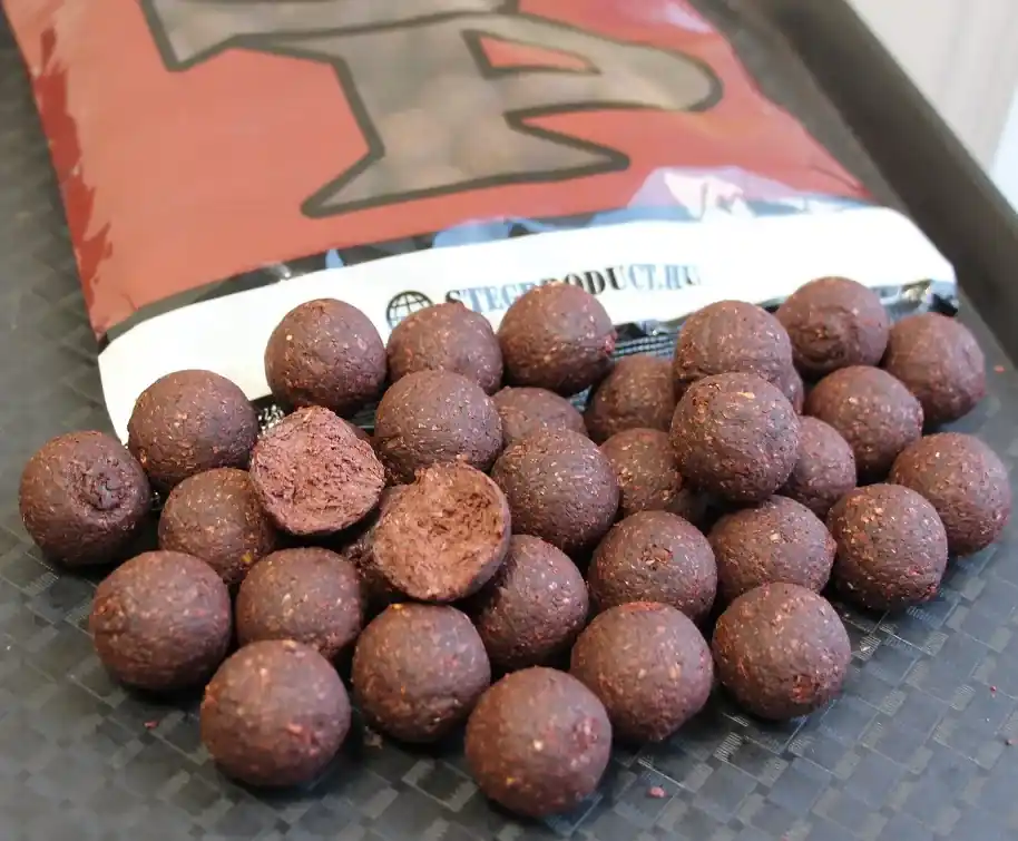 Dagaanbieding Stég Product Soluble 24mm Sweet Spicy (édes fűszer) 1kg Etető Bojli