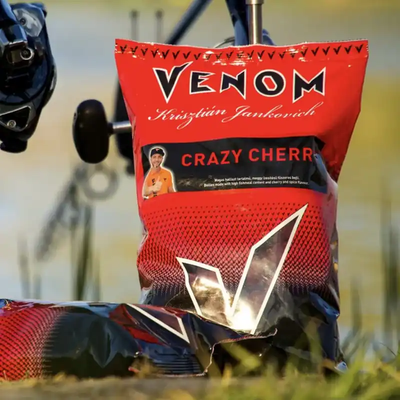 Uitverkoop VENOM BOILIE 24 MM CRAZY CHERRYz